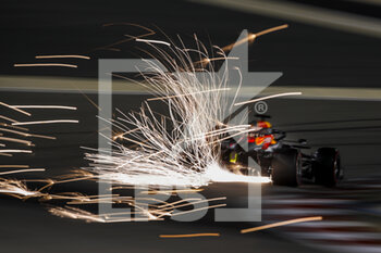 2020-12-05 - VERSTAPPEN Max (ned), Aston Martin Red Bull Racing Honda RB16, action during the Formula 1 Rolex Sakhir Grand Prix 2020, from December 4 to 6, 2020 on the Bahrain International Circuit, in Sakhir, Bahrain - Photo Florent Gooden / DPPI - FORMULA 1 ROLEX SAKHIR GRAND PRIX 2020 - SATURDAY - FORMULA 1 - MOTORS