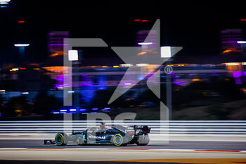 2020-12-06 - 63 RUSSELL George (gbr), Mercedes AMG F1 GP W11 Hybrid EQ Power+, action during the Formula 1 Rolex Sakhir Grand Prix 2020, from December 4 to 6, 2020 on the Bahrain International Circuit, in Sakhir, Bahrain - Photo Antonin Vincent / DPPI - FORMULA 1 ROLEX SAKHIR GRAND PRIX 2020 - SUNDAY - FORMULA 1 - MOTORS