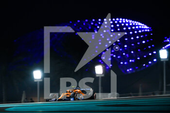 2020-12-12 - 04 NORRIS Lando (gbr), McLaren Renault F1 MCL35, action during the Formula 1 Etihad Airways Abu Dhabi Grand Prix 2020, from December 11 to 13, 2020 on the Yas Marina Circuit, in Abu Dhabi - Photo Antonin Vincent / DPPI - FORMULA 1 ETIHAD AIRWAYS ABU DHABI GRAND PRIX 2020 - SATURDAY - FORMULA 1 - MOTORS