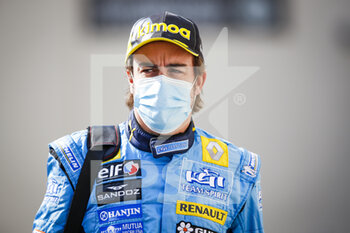 2020-12-13 - ALONSO Fernando (spa), on his way to the laps inside his Renault R25 during the Formula 1 Etihad Airways Abu Dhabi Grand Prix 2020, from December 11 to 13, 2020 on the Yas Marina Circuit, in Abu Dhabi - Photo Florent Gooden / DPPI - FORMULA 1 ETIHAD AIRWAYS ABU DHABI GRAND PRIX 2020 - SUNDAY - FORMULA 1 - MOTORS
