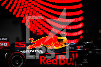 2020-12-15 - 25 VIPS Juri (est), Aston Martin Red Bull Racing Honda RB16, action during the Formula 1 Abu Dhabi Rookie Test 2020, on December 15, 2020 on the Yas Marina Circuit, in Abu Dhabi - Photo Antonin Vincent / DPPI - FORMULA 1 ABU DHABI ROOKIE TEST 2020 - FORMULA 1 - MOTORS
