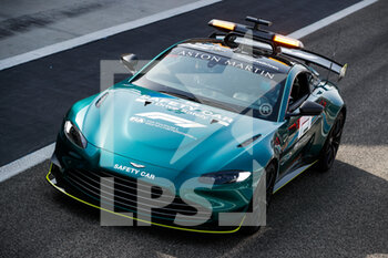 2021-03-12 - The new Aston Martin Safety Car during the Formula 1 Pre-season testing 2020 from March 12 to 14, 2021 on the Bahrain International Circuit, in Sakhir, Bahrain - Photo Florent Gooden / DPPI - FORMULA 1 PRE-SEASON TESTING 2021 - FORMULA 1 - MOTORS