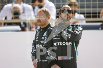 2021-03-12 - HAMILTON Lewis (gbr), Mercedes AMG F1 GP W12 E Performance, portrait during the Formula 1 Pre-season testing 2020 from March 12 to 14, 2021 on the Bahrain International Circuit, in Sakhir, Bahrain - Photo Antonin Vincent / DPPI - FORMULA 1 PRE-SEASON TESTING 2021 - FORMULA 1 - MOTORS
