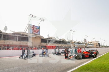 2021-03-12 - Family Picture with all the drivers during the Formula 1 Pre-season testing 2020 from March 12 to 14, 2021 on the Bahrain International Circuit, in Sakhir, Bahrain - Photo Antonin Vincent / DPPI - FORMULA 1 PRE-SEASON TESTING 2021 - FORMULA 1 - MOTORS