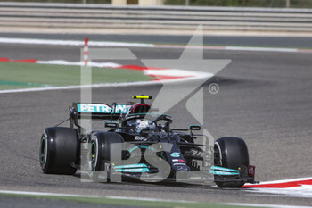 2021-03-12 - 77 BOTTAS Valtteri (fin), Mercedes AMG F1 GP W12 E Performance, action during the Formula 1 Pre-season testing 2020 from March 12 to 14, 2021 on the Bahrain International Circuit, in Sakhir, Bahrain - Photo Antonin Vincent / DPPI - FORMULA 1 PRE-SEASON TESTING 2021 - FORMULA 1 - MOTORS