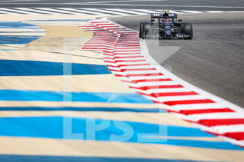 2021-03-12 - 10 GASLY Pierre (fra), Scuderia AlphaTauri Honda AT02, action during the Formula 1 Pre-season testing 2020 from March 12 to 14, 2021 on the Bahrain International Circuit, in Sakhir, Bahrain - Photo Antonin Vincent / DPPI - FORMULA 1 PRE-SEASON TESTING 2021 - FORMULA 1 - MOTORS