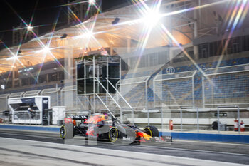 2021-03-12 - 33 VERSTAPPEN Max (nld), Red Bull Racing Honda RB16B, action during the Formula 1 Pre-season testing 2021 from March 12 to 14, 2021 on the Bahrain International Circuit, in Sakhir, Bahrain - Photo Florent Gooden / DPPI - FORMULA 1 PRE-SEASON TESTING 2021 - FORMULA 1 - MOTORS