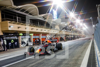 2021-03-12 - 33 VERSTAPPEN Max (nld), Red Bull Racing Honda RB16B, action during the Formula 1 Pre-season testing 2021 from March 12 to 14, 2021 on the Bahrain International Circuit, in Sakhir, Bahrain - Photo Florent Gooden / DPPI - FORMULA 1 PRE-SEASON TESTING 2021 - FORMULA 1 - MOTORS