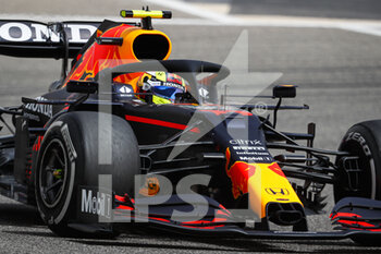 2021-03-13 - 11 PEREZ Sergio (mex), Red Bull Racing Honda RB16B, action during the Formula 1 Pre-season testing 2020 from March 12 to 14, 2021 on the Bahrain International Circuit, in Sakhir, Bahrain - Photo Antonin Vincent / DPPI - FORMULA 1 PRE-SEASON TESTING 2021 - FORMULA 1 - MOTORS