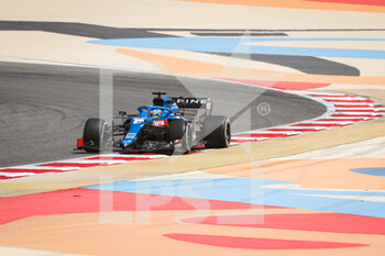 2021-03-13 - 14 ALONSO Fernando (spa), Alpine F1 A521, action during the Formula 1 Pre-season testing 2020 from March 12 to 14, 2021 on the Bahrain International Circuit, in Sakhir, Bahrain - Photo Antonin Vincent / DPPI - FORMULA 1 PRE-SEASON TESTING 2021 - FORMULA 1 - MOTORS