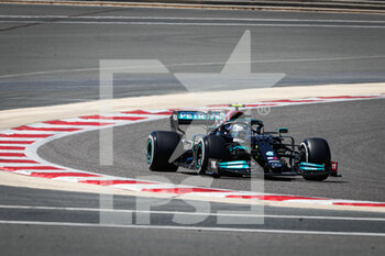2021-03-14 - 77 BOTTAS Valtteri (fin), Mercedes AMG F1 GP W12 E Performance, action during the Formula 1 Pre-season testing 2020 from March 12 to 14, 2021 on the Bahrain International Circuit, in Sakhir, Bahrain - Photo Antonin Vincent / DPPI - FORMULA 1 PRE-SEASON TESTING 2021 - FORMULA 1 - MOTORS
