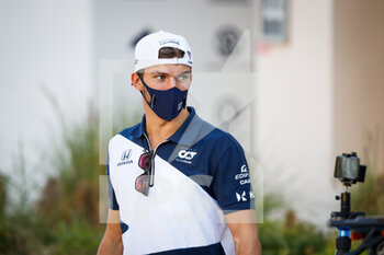 2021-03-14 - GASLY Pierre (fra), Scuderia AlphaTauri Honda AT02, portrait during the Formula 1 Pre-season testing 2021 from March 12 to 14, 2021 on the Bahrain International Circuit, in Sakhir, Bahrain - Photo Florent Gooden / DPPI - FORMULA 1 PRE-SEASON TESTING 2021 - FORMULA 1 - MOTORS
