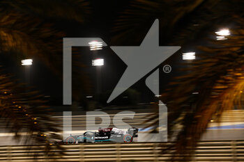 2021-03-25 - 44 HAMILTON Lewis (gbr), Mercedes AMG F1 GP W12 E Performance, action during Formula 1 Gulf Air Bahrain Grand Prix 2021 from March 26 to 28, 2021 on the Bahrain International Circuit, in Sakhir, Bahrain - Photo DPPI - FORMULA 1 GULF AIR BAHRAIN GRAND PRIX 2021 - FORMULA 1 - MOTORS