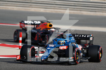 2021-03-27 - 14 ALONSO Fernando (spa), Alpine F1 A521, action during Formula 1 Gulf Air Bahrain Grand Prix 2021 from March 26 to 28, 2021 on the Bahrain International Circuit, in Sakhir, Bahrain - Photo Frédéric Le Floc?h / DPPI - FORMULA 1 GULF AIR BAHRAIN GRAND PRIX 2021 - FORMULA 1 - MOTORS