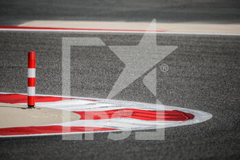 2021-03-27 - Track illustration atmosphere, during Formula 1 Gulf Air Bahrain Grand Prix 2021 from March 26 to 28, 2021 on the Bahrain International Circuit, in Sakhir, Bahrain - Photo Frédéric Le Floc?h / DPPI - FORMULA 1 GULF AIR BAHRAIN GRAND PRIX 2021 - FORMULA 1 - MOTORS