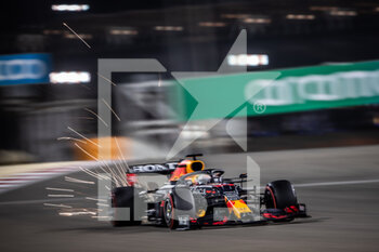 2021-03-27 - 33 VERSTAPPEN Max (nld), Red Bull Racing Honda RB16B, action during Formula 1 Gulf Air Bahrain Grand Prix 2021 from March 26 to 28, 2021 on the Bahrain International Circuit, in Sakhir, Bahrain - Photo Frédéric Le Floc?h / DPPI - FORMULA 1 GULF AIR BAHRAIN GRAND PRIX 2021 - FORMULA 1 - MOTORS