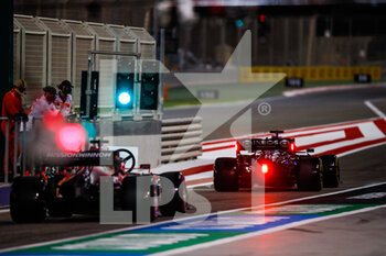 2021-03-27 - HAMILTON Lewis (gbr), Mercedes AMG F1 GP W12 E Performance, action during Formula 1 Gulf Air Bahrain Grand Prix 2021 from March 26 to 28, 2021 on the Bahrain International Circuit, in Sakhir, Bahrain - Photo Florent Gooden / DPPI - FORMULA 1 GULF AIR BAHRAIN GRAND PRIX 2021 - FORMULA 1 - MOTORS