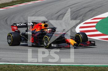 2021-05-07 - 33 VERSTAPPEN Max (nld), Red Bull Racing Honda RB16B, action during the Formula 1 Aramco Gran Premio De Espana 2021 from May 07 to 10, 2021 on the Circuit de Barcelona-Catalunya, in Montmelo, near Barcelona, Spain - Photo Xavi Bonilla / DPPI - FORMULA 1 ARAMCO GRAN PREMIO DE ESPANA 2021 - FORMULA 1 - MOTORS