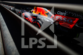 2021-05-19 - PEREZ Sergio (mex), Red Bull Racing Honda RB16B, action during the 2021 Formula One World Championship, Grand Prix of Monaco from on May 20 to 23 in Monaco - Photo Florent Gooden / DPPI - 2021 FORMULA ONE WORLD CHAMPIONSHIP, GRAND PRIX OF MONACO - FORMULA 1 - MOTORS