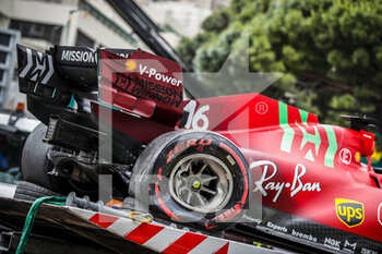 2021-05-20 - 16 LECLERC Charles (mco), Scuderia Ferrari SF21, action, crash, accident during the 2021 Formula One World Championship, Grand Prix of Monaco from on May 20 to 23 in Monaco - Photo Florent Gooden / DPPI - 2021 FORMULA ONE WORLD CHAMPIONSHIP, GRAND PRIX OF MONACO - FORMULA 1 - MOTORS