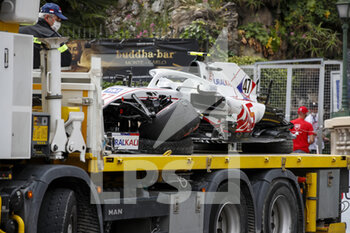 2021-05-22 - 47 SCHUMACHER Mick (ger), Haas F1 Team VF-21 Ferrari, action, cars, accident during the 2021 Formula One World Championship, Grand Prix of Monaco from on May 20 to 23 in Monaco - Photo Florent Gooden / DPPI - 2021 FORMULA ONE WORLD CHAMPIONSHIP, GRAND PRIX OF MONACO - FORMULA 1 - MOTORS