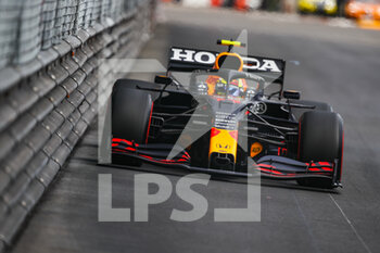 2021-05-22 - 11 PEREZ Sergio (mex), Red Bull Racing Honda RB16B, action during the 2021 Formula One World Championship, Grand Prix of Monaco from on May 20 to 23 in Monaco - Photo Florent Gooden / DPPI - 2021 FORMULA ONE WORLD CHAMPIONSHIP, GRAND PRIX OF MONACO - FORMULA 1 - MOTORS