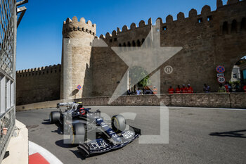 2021-06-04 - 10 GASLY Pierre (fra), Scuderia AlphaTauri Honda AT02, action during the Formula 1 Azerbaijan Grand Prix 2021 from June 04 to 06, 2021 on the Baku City Circuit, in Baku, Azerbaijan - Photo Antonin Vincent / DPPI - FORMULA 1 AZERBAIJAN GRAND PRIX 2021 - FORMULA 1 - MOTORS