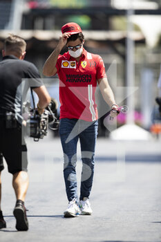 2021-06-05 - SAINZ Carlos (spa), Scuderia Ferrari SF21, portrait during the Formula 1 Azerbaijan Grand Prix 2021 from June 04 to 06, 2021 on the Baku City Circuit, in Baku, Azerbaijan - Photo Xavi Bonilla / DPPI - FORMULA 1 AZERBAIJAN GRAND PRIX 2021 - FORMULA 1 - MOTORS
