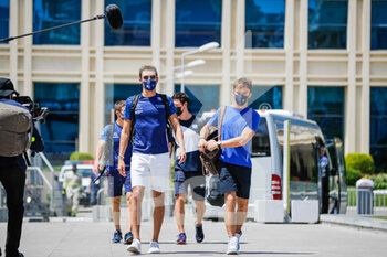 2021-06-05 - RUSSELL George (gbr), Williams Racing F1 FW43B, GASLY Pierre (fra), Scuderia AlphaTauri Honda AT02, portrait during the Formula 1 Azerbaijan Grand Prix 2021 from June 04 to 06, 2021 on the Baku City Circuit, in Baku, Azerbaijan - Photo Antonin Vincent / DPPI - FORMULA 1 AZERBAIJAN GRAND PRIX 2021 - FORMULA 1 - MOTORS