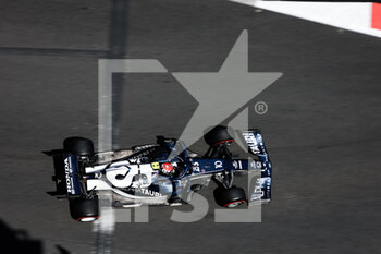 2021-06-05 - 10 GASLY Pierre (fra), Scuderia AlphaTauri Honda AT02, action during the Formula 1 Azerbaijan Grand Prix 2021 from June 04 to 06, 2021 on the Baku City Circuit, in Baku, Azerbaijan - Photo Antonin Vincent / DPPI - FORMULA 1 AZERBAIJAN GRAND PRIX 2021 - FORMULA 1 - MOTORS