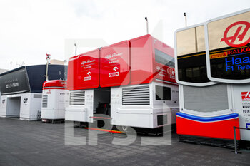 2021-06-17 - Alfa Romeo Racing ORLEN engineers truck during the Formula 1 Emirates Grand Prix de France 2021, 7th round of the 2021 FIA Formula One World Championship from June 18 to 20, 2021 on the Circuit Paul Ricard, in Le Castellet, France - Photo Florent Gooden / DPPI - FORMULA 1 EMIRATES GRAND PRIX DE FRANCE 2021 - FORMULA 1 - MOTORS