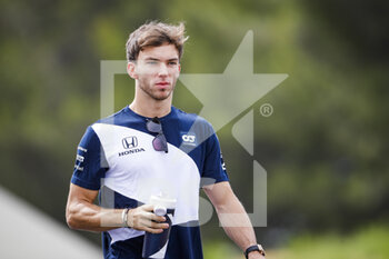 2021-06-17 - GASLY Pierre (fra), Scuderia AlphaTauri Honda AT02, portrait during the Formula 1 Emirates Grand Prix de France 2021, 7th round of the 2021 FIA Formula One World Championship from June 18 to 20, 2021 on the Circuit Paul Ricard, in Le Castellet, France - Photo Antonin Vincent / DPPI - FORMULA 1 EMIRATES GRAND PRIX DE FRANCE 2021 - FORMULA 1 - MOTORS