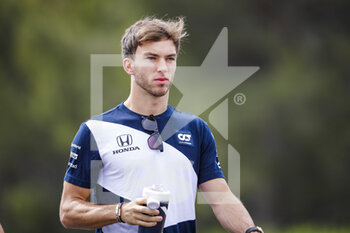2021-06-17 - GASLY Pierre (fra), Scuderia AlphaTauri Honda AT02, portrait during the Formula 1 Emirates Grand Prix de France 2021, 7th round of the 2021 FIA Formula One World Championship from June 18 to 20, 2021 on the Circuit Paul Ricard, in Le Castellet, France - Photo Antonin Vincent / DPPI - FORMULA 1 EMIRATES GRAND PRIX DE FRANCE 2021 - FORMULA 1 - MOTORS