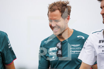 2021-06-17 - VETTEL Sebastian (ger), Aston Martin F1 AMR21, portrait during the Formula 1 Emirates Grand Prix de France 2021, 7th round of the 2021 FIA Formula One World Championship from June 18 to 20, 2021 on the Circuit Paul Ricard, in Le Castellet, France - Photo Antonin Vincent / DPPI - FORMULA 1 EMIRATES GRAND PRIX DE FRANCE 2021 - FORMULA 1 - MOTORS