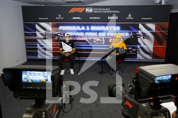 2021-06-17 - GASLY Pierre (fra), Scuderia AlphaTauri Honda AT02, NORRIS Lando (gbr), McLaren MCL35M, portrait, press conference during the Formula 1 Emirates Grand Prix de France 2021, 7th round of the 2021 FIA Formula One World Championship from June 18 to 20, 2021 on the Circuit Paul Ricard, in Le Castellet, France - Photo Antonin Vincent / DPPI - FORMULA 1 EMIRATES GRAND PRIX DE FRANCE 2021 - FORMULA 1 - MOTORS
