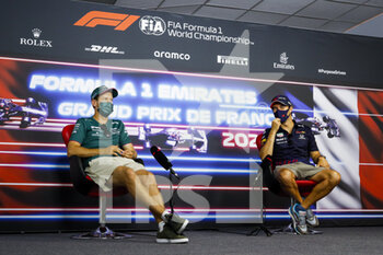 2021-06-17 - VETTEL Sebastian (ger), Aston Martin F1 AMR21, PEREZ Sergio (mex), Red Bull Racing Honda RB16B, portrait, press conference during the Formula 1 Emirates Grand Prix de France 2021, 7th round of the 2021 FIA Formula One World Championship from June 18 to 20, 2021 on the Circuit Paul Ricard, in Le Castellet, France - Photo Antonin Vincent / DPPI - FORMULA 1 EMIRATES GRAND PRIX DE FRANCE 2021 - FORMULA 1 - MOTORS