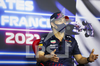 2021-06-17 - PEREZ Sergio (mex), Red Bull Racing Honda RB16B, portrait, press conference during the Formula 1 Emirates Grand Prix de France 2021, 7th round of the 2021 FIA Formula One World Championship from June 18 to 20, 2021 on the Circuit Paul Ricard, in Le Castellet, France - Photo Antonin Vincent / DPPI - FORMULA 1 EMIRATES GRAND PRIX DE FRANCE 2021 - FORMULA 1 - MOTORS