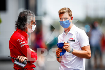 2021-06-17 - MEKIES Laurent (fra), Racing Director of the Scuderia Ferrari, SCHUMACHER Mick (ger), Haas F1 Team VF-21 Ferrari, portrait during the Formula 1 Emirates Grand Prix de France 2021, 7th round of the 2021 FIA Formula One World Championship from June 18 to 20, 2021 on the Circuit Paul Ricard, in Le Castellet, France - Photo Florent Gooden / DPPI - FORMULA 1 EMIRATES GRAND PRIX DE FRANCE 2021 - FORMULA 1 - MOTORS
