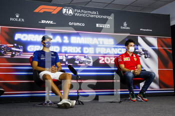 2021-06-17 - RUSSELL George (gbr), Williams Racing F1 FW43B, LECLERC Charles (mco), Scuderia Ferrari SF21, portrait, portrait, press conference during the Formula 1 Emirates Grand Prix de France 2021, 7th round of the 2021 FIA Formula One World Championship from June 18 to 20, 2021 on the Circuit Paul Ricard, in Le Castellet, France - Photo Antonin Vincent / DPPI - FORMULA 1 EMIRATES GRAND PRIX DE FRANCE 2021 - FORMULA 1 - MOTORS