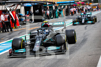 2021-06-19 - BOTTAS Valtteri (fin), Mercedes AMG F1 GP W12 E Performance, HAMILTON Lewis (gbr), Mercedes AMG F1 GP W12 E Performance, action during the Formula 1 Emirates Grand Prix de France 2021, 7th round of the 2021 FIA Formula One World Championship from June 18 to 20, 2021 on the Circuit Paul Ricard, in Le Castellet, France - Photo Florent Gooden / DPPI - FORMULA 1 EMIRATES GRAND PRIX DE FRANCE 2021 - FORMULA 1 - MOTORS
