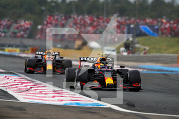 2021-06-20 - 11 PEREZ Sergio (mex), Red Bull Racing Honda RB16B, 33 VERSTAPPEN Max (nld), Red Bull Racing Honda RB16B, action during the Formula 1 Emirates Grand Prix de France 2021, 7th round of the 2021 FIA Formula One World Championship from June 18 to 20, 2021 on the Circuit Paul Ricard, in Le Castellet, France - Photo Florent Gooden / DPPI - FORMULA 1 EMIRATES GRAND PRIX DE FRANCE 2021 - FORMULA 1 - MOTORS