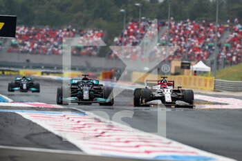 2021-06-20 - HAMILTON Lewis (gbr), Mercedes AMG F1 GP W12 E Performance, RAIKKONEN Kimi (fin), Alfa Romeo Racing ORLEN C41, action during the Formula 1 Emirates Grand Prix de France 2021, 7th round of the 2021 FIA Formula One World Championship from June 18 to 20, 2021 on the Circuit Paul Ricard, in Le Castellet, France - Photo Florent Gooden / DPPI - FORMULA 1 EMIRATES GRAND PRIX DE FRANCE 2021 - FORMULA 1 - MOTORS