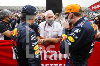 2021-06-20 - VERSTAPPEN Max (ned), Red Bull Racing Honda RB16B, PEREZ Sergio (mex), Red Bull Racing Honda RB16B, portrait during the Formula 1 Emirates Grand Prix de France 2021, 7th round of the 2021 FIA Formula One World Championship from June 18 to 20, 2021 on the Circuit Paul Ricard, in Le Castellet, France - Photo Antonin Vincent / DPPI - FORMULA 1 EMIRATES GRAND PRIX DE FRANCE 2021 - FORMULA 1 - MOTORS
