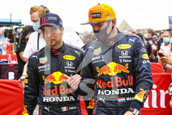 2021-06-20 - PEREZ Sergio (mex), Red Bull Racing Honda RB16B, VERSTAPPEN Max (ned), Red Bull Racing Honda RB16B, portrait during the Formula 1 Emirates Grand Prix de France 2021, 7th round of the 2021 FIA Formula One World Championship from June 18 to 20, 2021 on the Circuit Paul Ricard, in Le Castellet, France - Photo Antonin Vincent / DPPI - FORMULA 1 EMIRATES GRAND PRIX DE FRANCE 2021 - FORMULA 1 - MOTORS