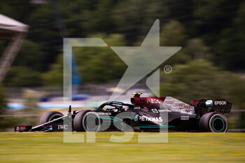 2021-06-25 - 77 BOTTAS Valtteri (fin), Mercedes AMG F1 GP W12 E Performance, action during the Formula 1 Grosser Preis Der Steiermark 2021, 2021 Styrian Grand Prix, 8th round of the 2021 FIA Formula One World Championship from June 25 to 27, 2021 on the Red Bull Ring, in Spielberg, Austria - Photo Joao Filipe / DPPI - FORMULA 1 GROSSER PREIS DER STEIERMARK 2021, 2021 STYRIAN GRAND PRIX - FORMULA 1 - MOTORS