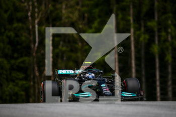 2021-06-26 - 77 BOTTAS Valtteri (fin), Mercedes AMG F1 GP W12 E Performance, action$ during the Formula 1 Grosser Preis Der Steiermark 2021, 2021 Styrian Grand Prix, 8th round of the 2021 FIA Formula One World Championship from June 25 to 27, 2021 on the Red Bull Ring, in Spielberg, Austria - Photo Joao Filipe / DPPI - FORMULA 1 GROSSER PREIS DER STEIERMARK 2021, 2021 STYRIAN GRAND PRIX - FORMULA 1 - MOTORS