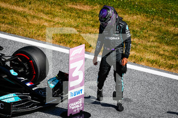 2021-06-26 - HAMILTON Lewis (gbr), Mercedes AMG F1 GP W12 E Performance, portrait during the Formula 1 Grosser Preis Der Steiermark 2021, 2021 Styrian Grand Prix, 8th round of the 2021 FIA Formula One World Championship from June 25 to 27, 2021 on the Red Bull Ring, in Spielberg, Austria - Photo Florent Gooden / DPPI - FORMULA 1 GROSSER PREIS DER STEIERMARK 2021, 2021 STYRIAN GRAND PRIX - FORMULA 1 - MOTORS