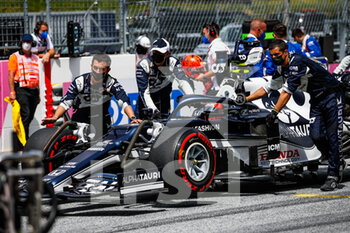 2021-06-27 - GASLY Pierre (fra), Scuderia AlphaTauri Honda AT02, action stars rating grid during the Formula 1 Grosser Preis Der Steiermark 2021, 2021 Styrian Grand Prix, 8th round of the 2021 FIA Formula One World Championship from June 25 to 27, 2021 on the Red Bull Ring, in Spielberg, Austria - Photo Florent Gooden / DPPI - FORMULA 1 GROSSER PREIS DER STEIERMARK 2021, 2021 STYRIAN GRAND PRIX - FORMULA 1 - MOTORS