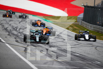 2021-07-02 - 05 VETTEL Sebastian (ger), Aston Martin F1 AMR21, 06 LATIFI Nicholas (can), Williams Racing F1 FW43B, action during the Formula 1 Grosser Preis Von Osterreich 2021, 2021 Austrian Grand Prix, 9th round of the 2021 FIA Formula One World Championship from July 2 to 4, 2021 on the Red Bull Ring, in Spielberg, Austria - Photo Florent Gooden / DPPI - FORMULA 1 GROSSER PREIS VON OSTERREICH 2021, 2021 AUSTRIAN GRAND PRIX - FORMULA 1 - MOTORS