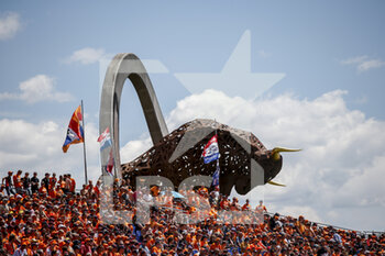 2021-07-03 - Fans in the grandstands during the Formula 1 Grosser Preis Von Osterreich 2021, 2021 Austrian Grand Prix, 9th round of the 2021 FIA Formula One World Championship from July 2 to 4, 2021 on the Red Bull Ring, in Spielberg, Austria - Photo DPPI - FORMULA 1 GROSSER PREIS VON OSTERREICH 2021, 2021 AUSTRIAN GRAND PRIX - FORMULA 1 - MOTORS
